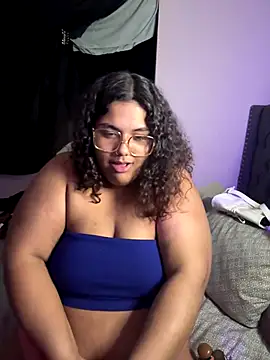 Snapshot of 1n0nlythroat chatting on 23, 11, 2025 1n0nlythroat online show from 23, 11, 2025