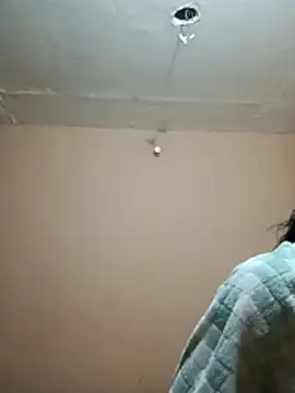 USER-MAYA online show from 23, 12, 2025