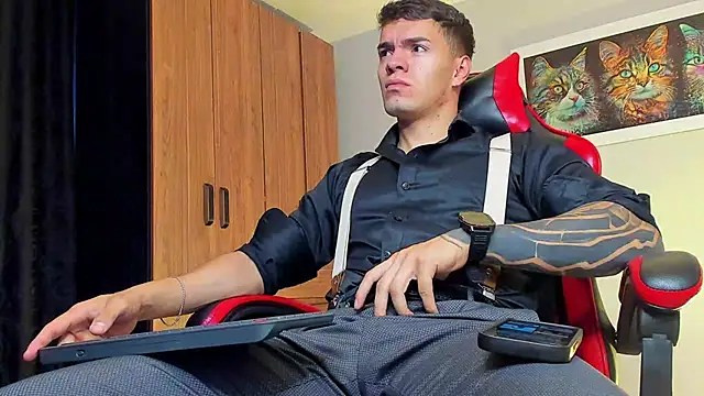 ALPHA DOMINUS  online show from 3, 11, 2025