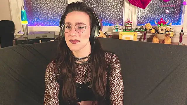 Zesty Peach online show from 4, 3, 2026