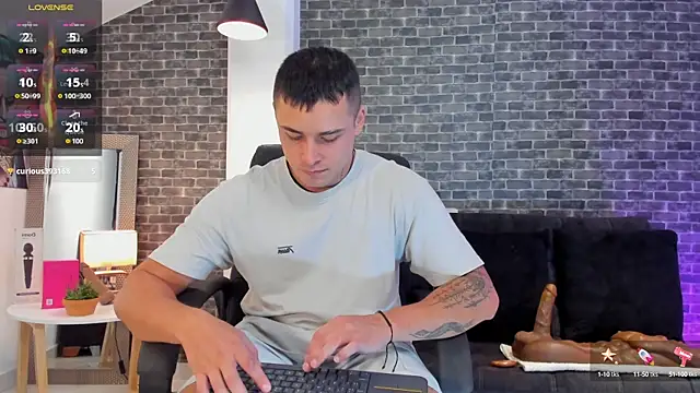 connorsmiith online show from 15, 9, 2025