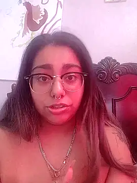 Lovelyrainn online show from 9, 11, 2025