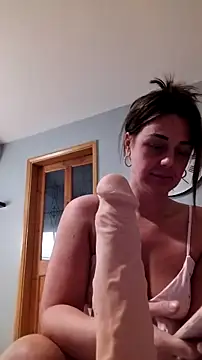 Snapshot of Sophrob96x chatting on 22, 2, 2026 Sophrob96x online show from 22, 2, 2026