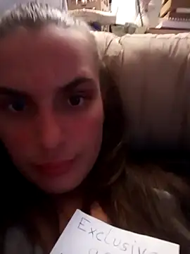 Snapshot of Ittoxx99 chatting on 9, 10, 2025 Ittoxx99 online show from 9, 10, 2025