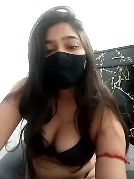 Snapshot of Snehabeauti chatting on 6, 11, 2025 Snehabeauti online show from 6, 11, 2025