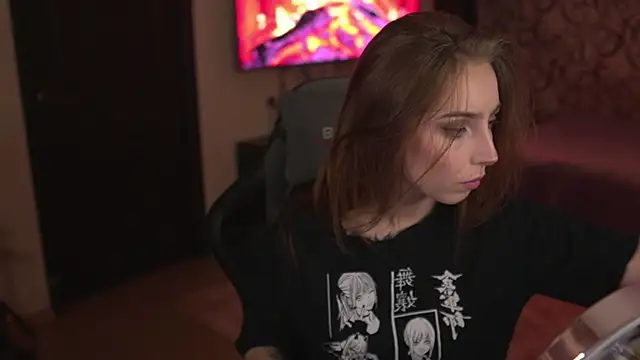 Snapshot of lis_silver chatting on 31, 10, 2025 lis silver online show from 31, 10, 2025