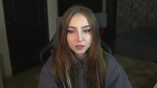 Snapshot of lis_silver chatting on 29, 11, 2025 lis silver online show from 29, 11, 2025