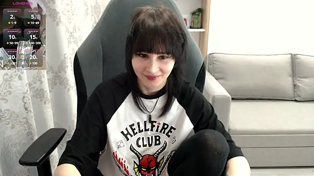 Snapshot of MistyDark chatting on 7, 11, 2025 MistyDark online show from 7, 11, 2025