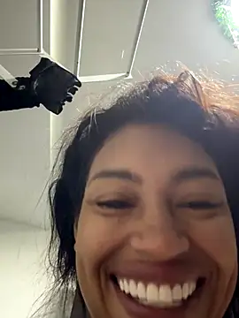 AmberMoss1 online show from 3, 12, 2025