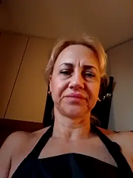 KissMiSveet online show from 1, 3, 2026