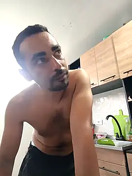 stivenlujan69 online show from 12, 2, 2026