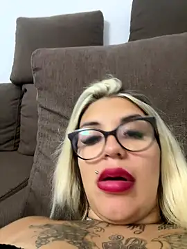 Snapshot of Princess-Jasmine07 chatting on 8, 9, 2025 Princess-Jasmine07 online show from 8, 9, 2025