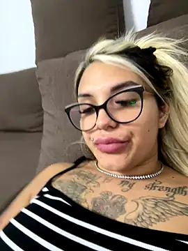 Snapshot of Princess-Jasmine07 chatting on 9, 9, 2025 Princess-Jasmine07 online show from 9, 9, 2025