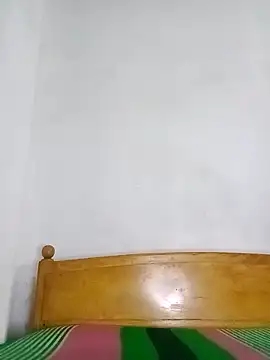 Slllll Couple00 online show from 2, 2, 2026