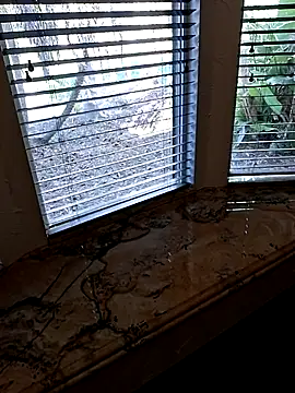 guy manley online show from 28, 10, 2025