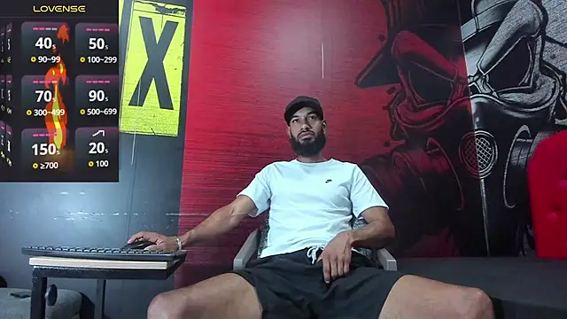 Snapshot of Damian_Shakur chatting on 17, 10, 2025 Damian Shakur online show from 17, 10, 2025