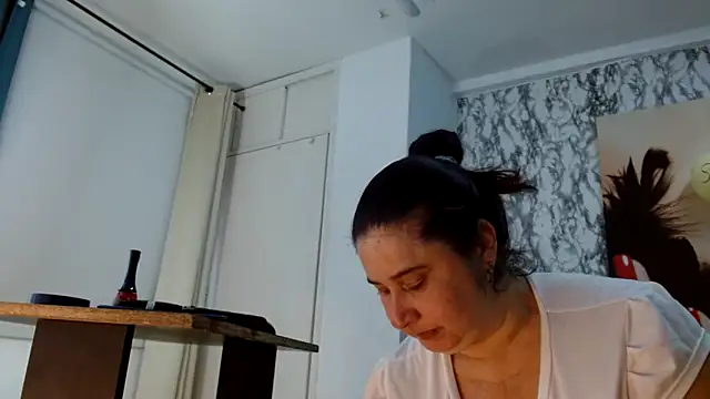 mariani smith online show from 5, 11, 2025