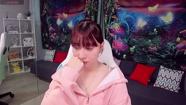 ClaraParks online show from 21, 11, 2025