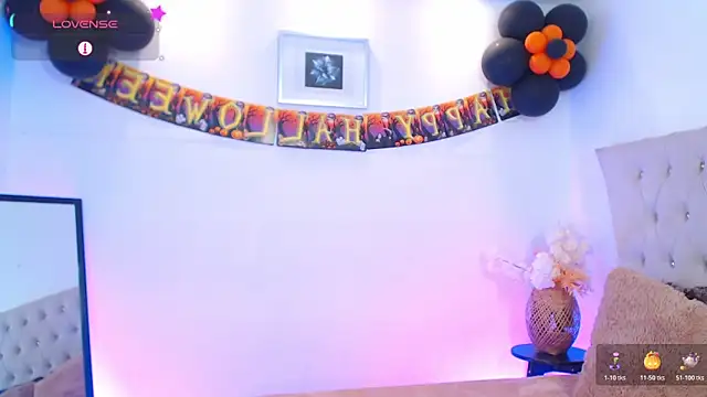 Dulcey  online show from 21, 10, 2025