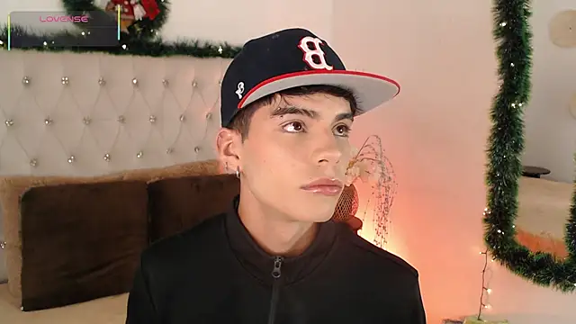 Dulcey  online show from 14, 12, 2025