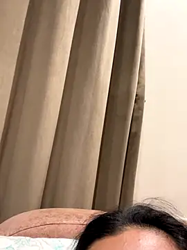 Snapshot of desitease chatting on 30, 10, 2025 desitease online show from 30, 10, 2025