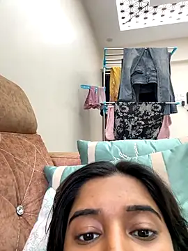 Snapshot of desitease chatting on 7, 11, 2025 desitease online show from 7, 11, 2025