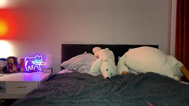 Snapshot of milastretch chatting on 9, 10, 2025 milastretch online show from 9, 10, 2025