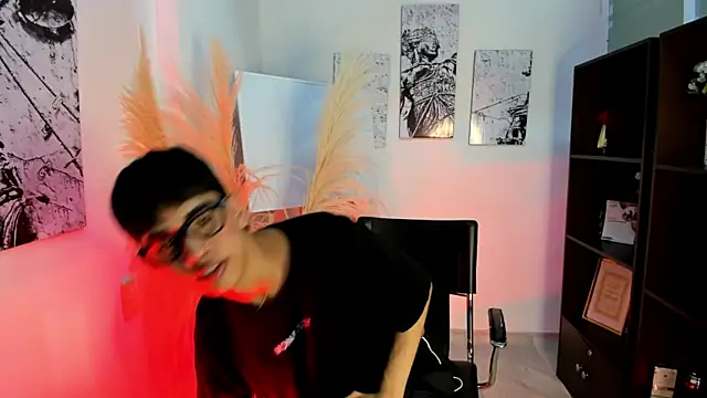 Snapshot of Jim_twink chatting on 24, 10, 2025 Jim twink online show from 24, 10, 2025