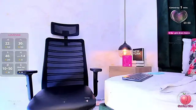 Snapshot of Jim_twink chatting on 13, 11, 2025 Jim twink online show from 13, 11, 2025