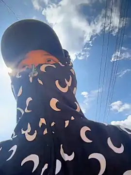 NinaChu online show from 21, 10, 2025