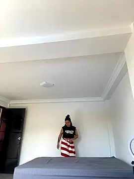 JuanitaMore01 online show from 28, 10, 2025