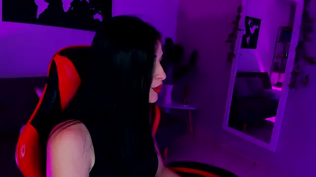 Snapshot of ZoeValencia1 chatting on 24, 2, 2026 ZoeValencia1 online show from 24, 2, 2026