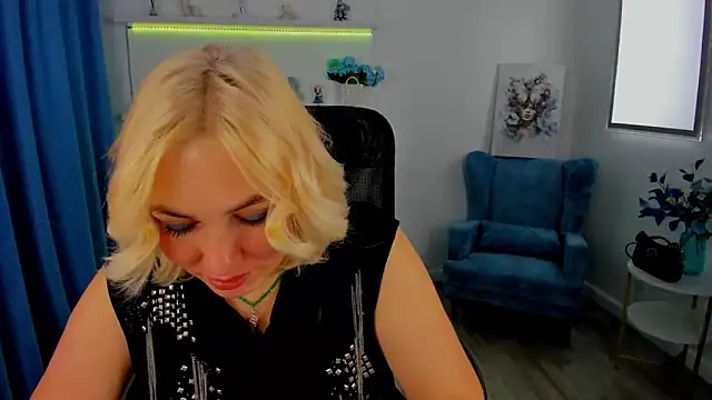 CamilaFatem online show from 7, 10, 2025
