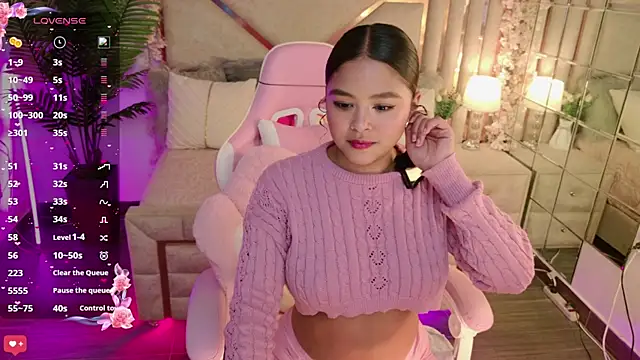 Snapshot of eimy_2 chatting on 26, 11, 2025 eimy 2 online show from 26, 11, 2025