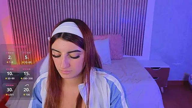 Snapshot of _aitana_001 chatting on 15, 11, 2025 aitana 001 online show from 15, 11, 2025