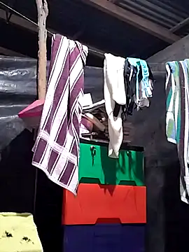 Snapshot of Violethroos chatting on 6, 2, 2026 Violethroos online show from 6, 2, 2026