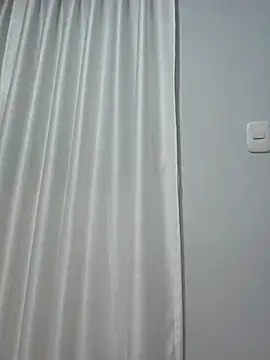 Miss Pompitas23 online show from 5, 12, 2025