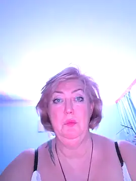 Snapshot of TerezaVelvet chatting on 2, 3, 2026 TerezaVelvet online show from 2, 3, 2026