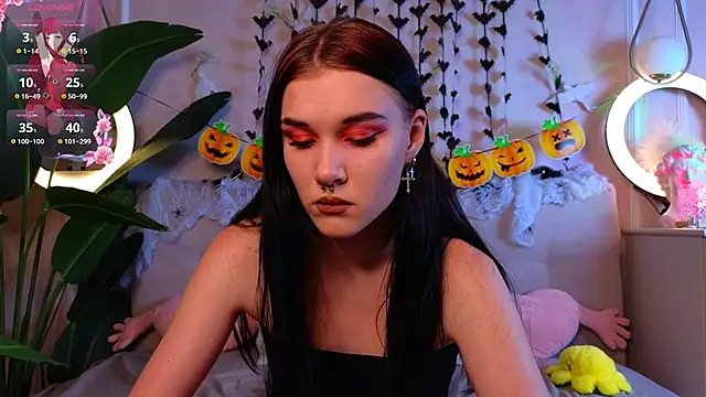 JenniferSullivan online show from 1, 11, 2025