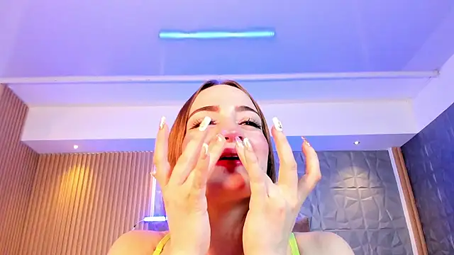 MadisonAnngel online show from 8, 10, 2025