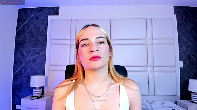 MadisonAnngel online show from 18, 3, 2026