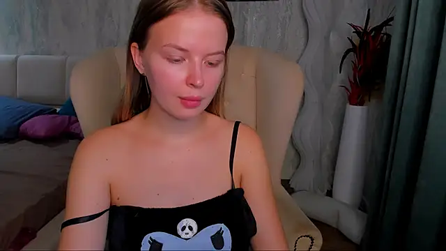 LaurennHill online show from 23, 9, 2025