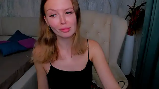 LaurennHill online show from 26, 9, 2025