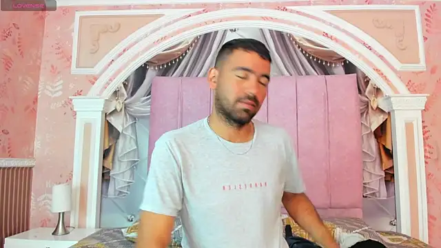 magnus serket online show from 12, 1, 2026