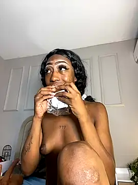 Anamonrroe online show from 19, 11, 2025