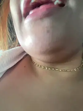 MacarenaRosse online show from 21, 11, 2025