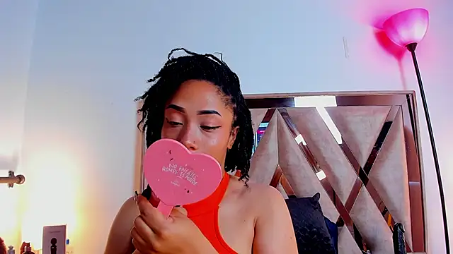 Snapshot of Katy_ortiiz chatting on 7, 3, 2026 Katy ortiiz online show from 7, 3, 2026