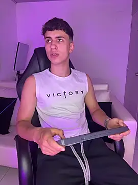 AdrianRinaldi online show from 9, 2, 2026