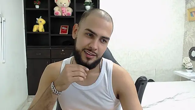 Snapshot of Marcus_Soler chatting on 4, 10, 2025 Marcus Soler online show from 4, 10, 2025