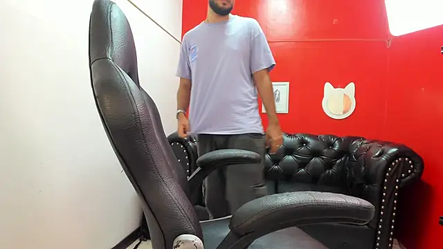 Snapshot of Marcus_Soler chatting on 21, 11, 2025 Marcus Soler online show from 21, 11, 2025